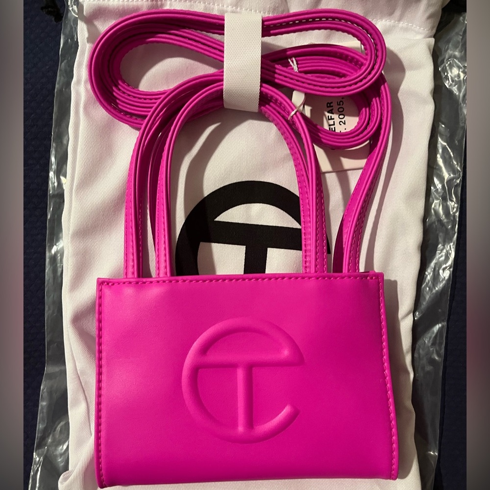 Telfar small Azalea shopping bag